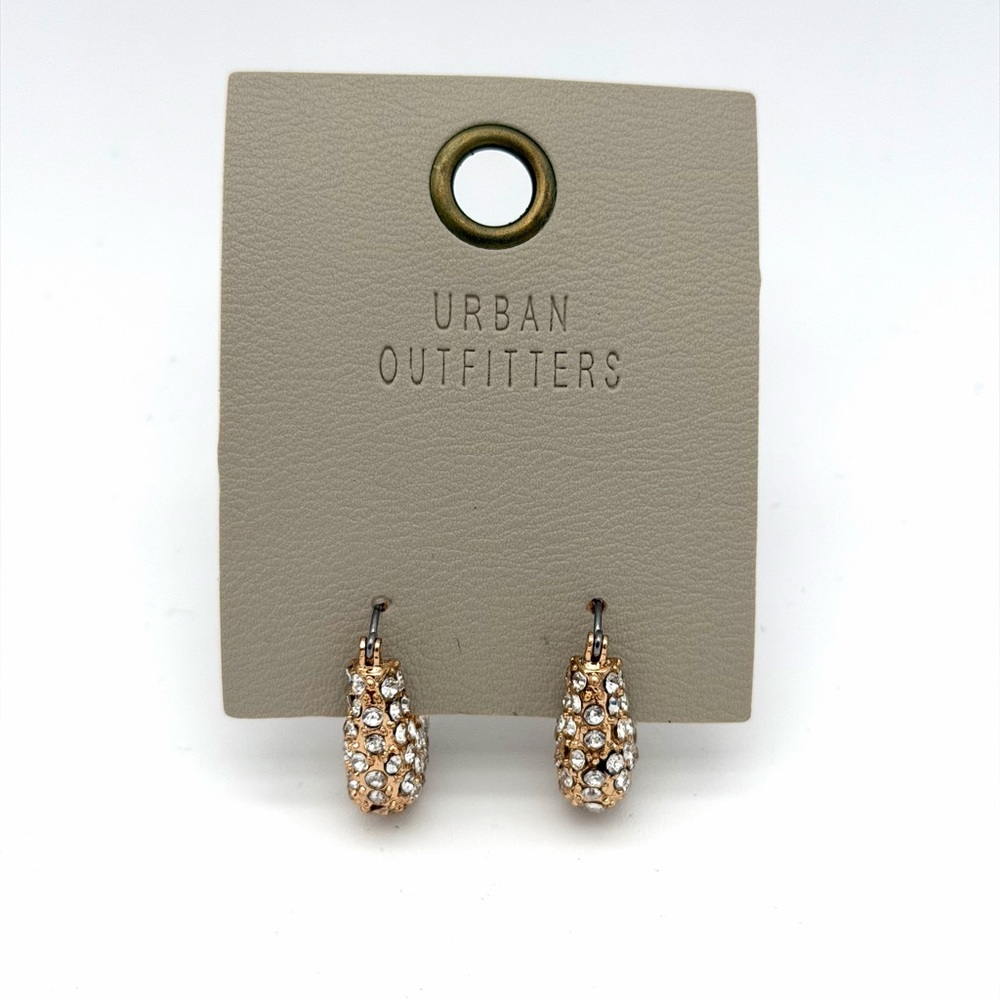 NWT New Women's Urban Outfitters Pave Chunky Hoop Gold Earrings